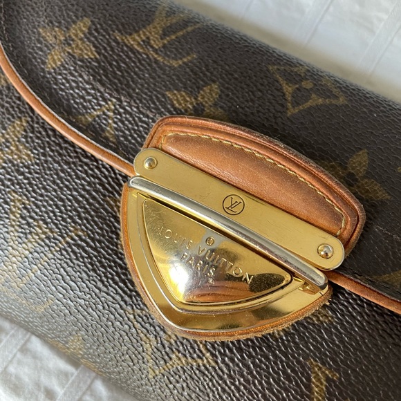 Louis Vuitton Eugenie Wallet - Picture 2 of 10